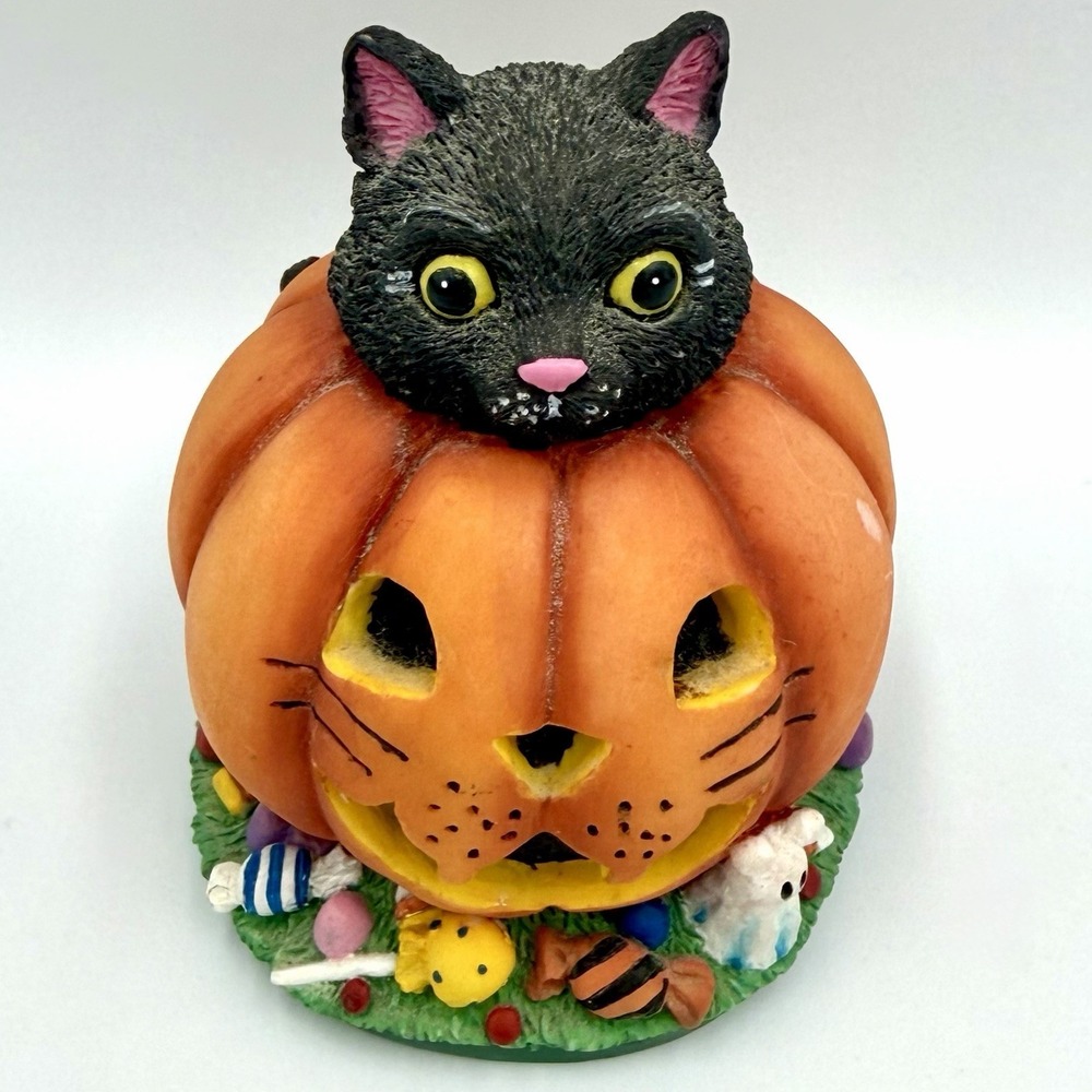 Danbury Mint Gary Patterson Cat Calendar OCTOBER Replacement Figurine